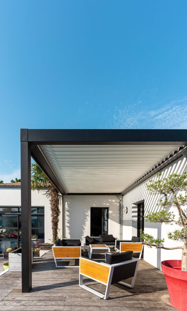 Trendy,Outdoor,Patio,Pergola,Shade,Structure,,Awning,And,Patio,Roof,